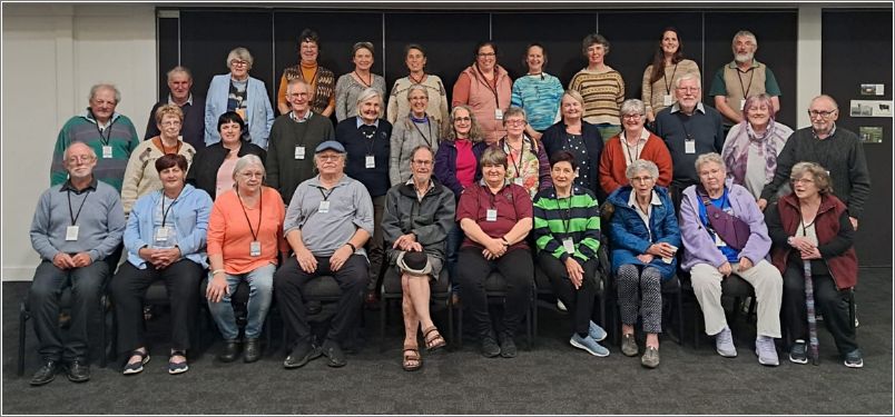 A nearly complete group shot of participants at the conclusion of the Congress. Photo: Hotel staff.